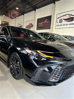 تۆیۆتا کامری